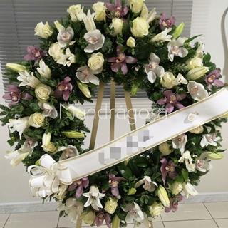 Corona de flor variada para defunción - Imagen 1