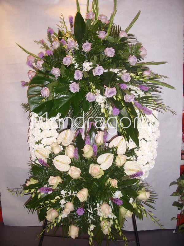 Corona de flores de defunción de flor variada - Imagen 3