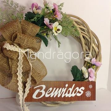 Corona decorativa para puerta - Imagen 1