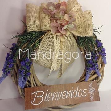 Corona decorativa para puerta - Imagen 1