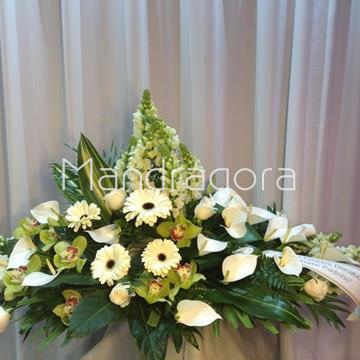 Ramo de defunción con orquídeas - Imagen 1