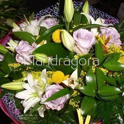 Ramo de flores variadas - Imagen 1